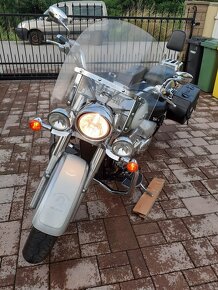 Suzuki Intruder VL 800 Volusia - 7