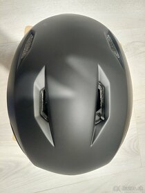 Nova prilba GIRO ltd EDITION Audio helma s držiakom GoPro - 7