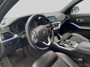 BMW 320d xDrive Automat Touring  r.2019 140 kW  SUPER STAV - 7