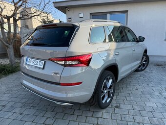 Kodiaq Sportline 4x4 Nardo Grey 190K DSG Webasto Kamera 2020 - 7