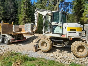 Otočný kolesový báger TEREX tw85 - 7