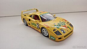 1:18 FERRARI F40 No. 2 - 7