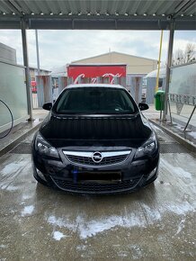 Predám Opel Astra J 1.7CDTi 92kW rok 2010 - 7