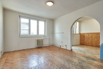 Priestranný 2 izbový byt 56 m2 + loggia, Špačinská cesta - 7