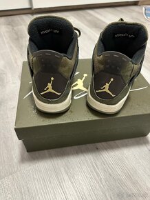 Nike Air Jordan 4 Olive 40,5 - 7