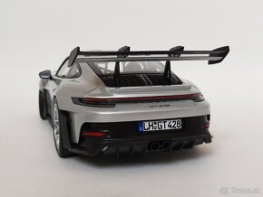 1:18 - Porsche 911 GT3 RS Weissach (2022) - Norev - 1:18 - 7