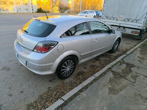 Opel astra gtc - 7