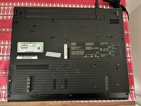 IBM ThinkPad R50e - 7