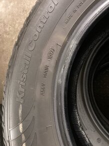 Zimné pneu 215/65R16 viem aj prezuť - 7