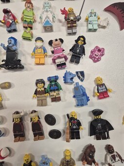 Collectible Minifigures - 7