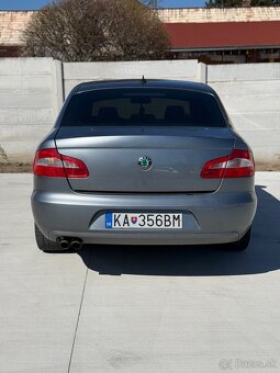 Škoda Superb 2.0 TDI Elegance DPF - 7