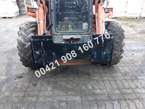 Predám nový adaptér na JCB qfit, UN053, euro šmykáč, CAT,UNC - 7