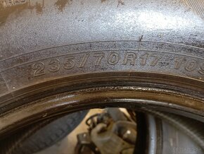 Pneumatiky 235/70R17 - 7