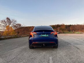 Tesla Model Y 9/2023 AWD Long Range DualMotor + ťažné - 7