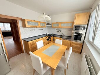 Priestranný 3-izbový byt na prenájom – 81 m², Hraničná 1, Br - 7