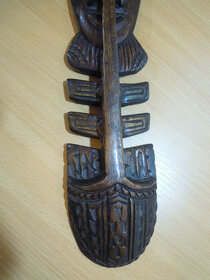 Drevený totem na stenu - africká maska - nová - 7