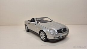 1:18 MERCEDES-BENZ SLK 230 - 7