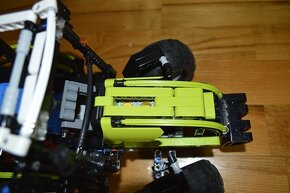 predam LEGO 8284 traktor - 7