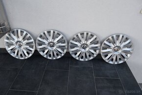 Predám originálne puklice Volkswagen 15" - 7