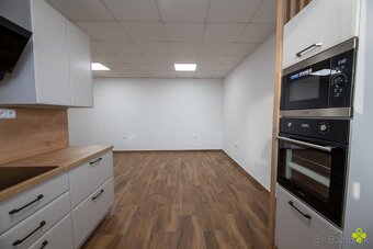 Svetlý 3-izbový byt na predaj – 80 m² - 7