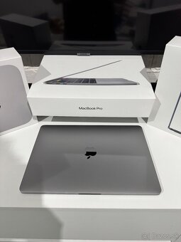 Macbook Pro 13” 2019 128 GB SSD i5 1,4 GHZ Space gray - 7