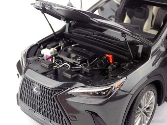 LEXUS NX450H 2022 – 1:18 KYOSHO - 7