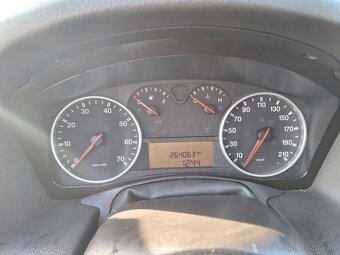 FIAT CROMA 1,9 JTD - 7