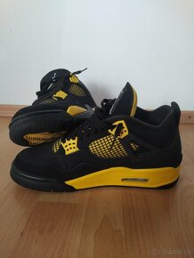 Jordan 4 Yellow Thunder - 7