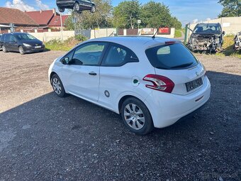 Peugeot 208 1,0 VTI 50KW rok 2014 prodám díly - 7