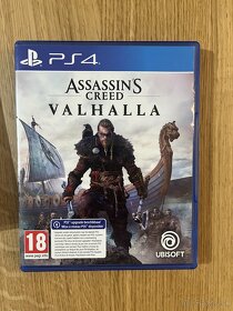 PS4 Slim 1TB + výbava a hry - 7