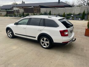 Škoda Octavia Combi SCOUT 2.0 TDI 4x4 - 7