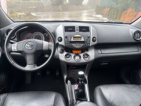 Toyota RAV4 2.2 D-4D 180 X - 7