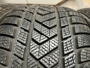 ZIMNA SADA DVOJROZMER 245/40 R19 275/35 R19 PIRELLI - 7