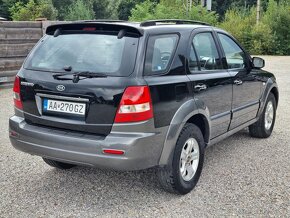 KIA SORENTO 2,5CRDi  4x4 - 7