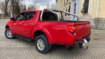 Mitsubishi L200 Triton - 7