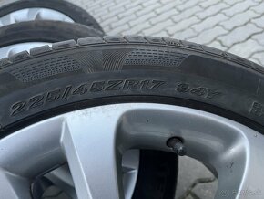 5x112 - 225/45 R17 - Originál Škoda ALU disky - letné pneu - 7