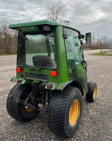 John Deere 2520 4x4 - 7