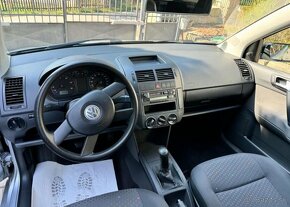 Volkswagen Polo 1,2i klima ,pravidelný servis benzín manuál - 7