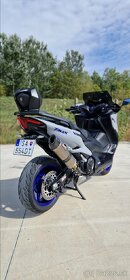 Yamaha T-MAX 560 - 7