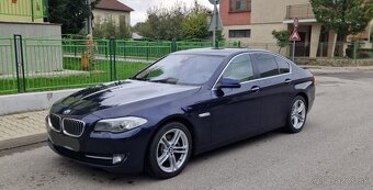 2013 BMW F10 520d 135kw,8st automat,menený motor a rozvody - 7