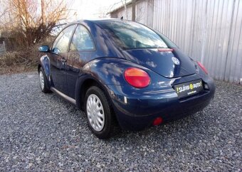 Volkswagen Beetle 1.6i 75kW HIGHLINE 235 000KM benzín - 7