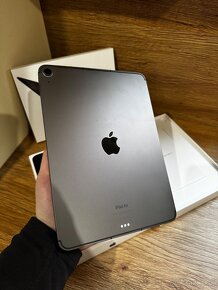 Apple iPad Air 5gen. M1 256GB Cellular Space Gray - 7