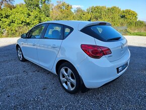 Opel astra j 1,7diesel - 7