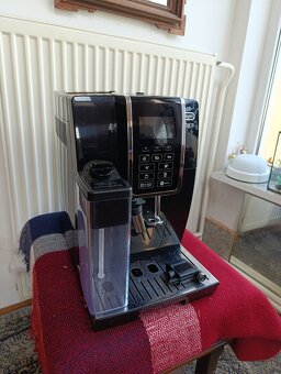 Automatický kávovar Delonghi Dinamica - 7