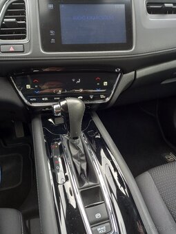 Honda HR-V Eleganc 1,5 benzín automat - 7