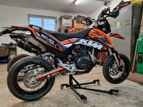 KTM 690 SMC - 7