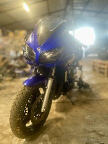 Yamaha FZS 600 Fazer - 7