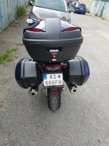 Yamaha FJR 1300 - 7