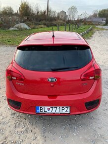 Predám KIA Ceed 1,6 CRDI Silver Edition AUTOMAT.rv 2017 - 7