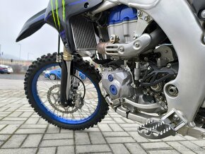 Yamaha YZ 450 F 2023 Monster edicia - 7